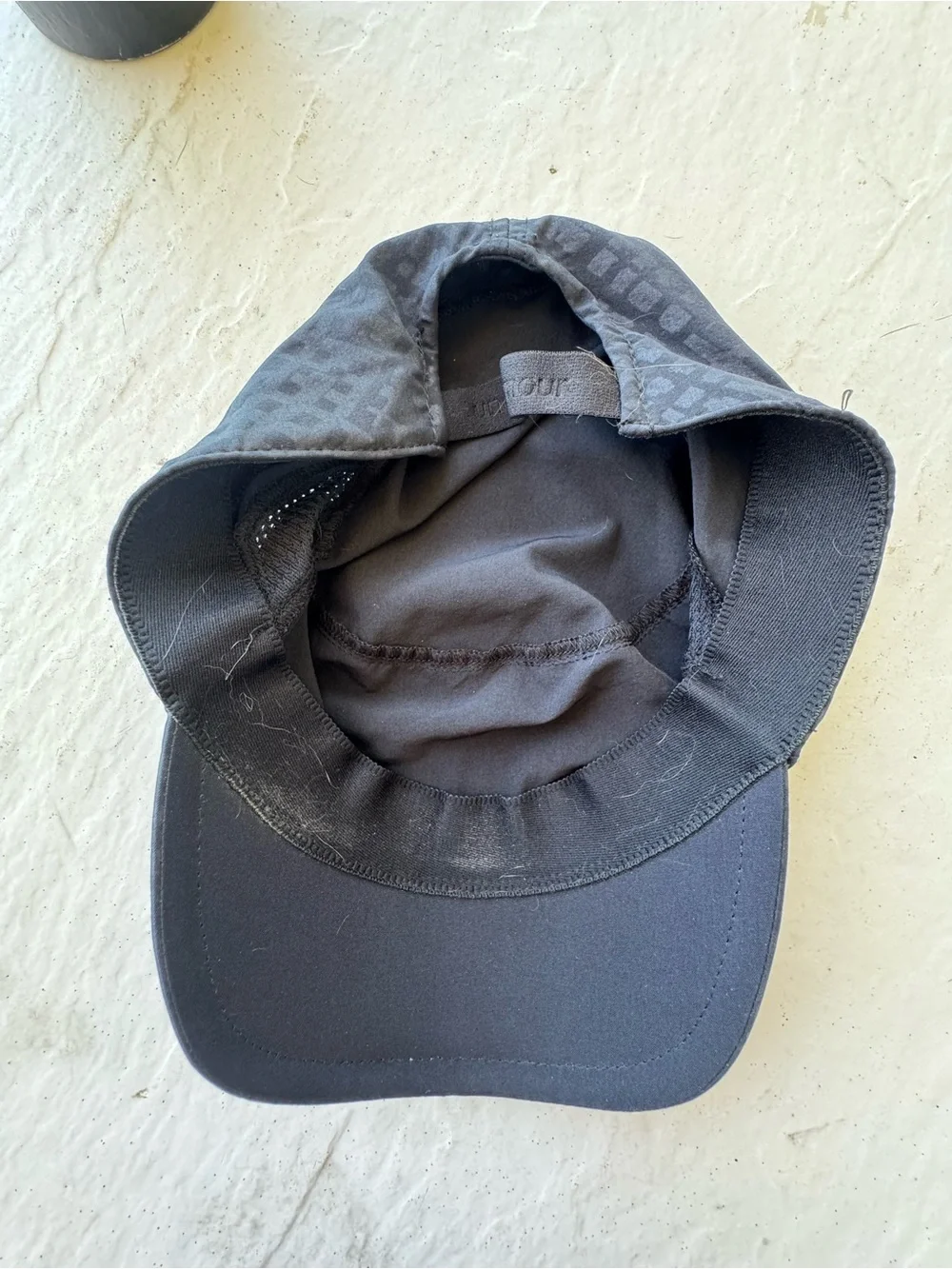 Under Armour, Black Sport Running Cap with Logo